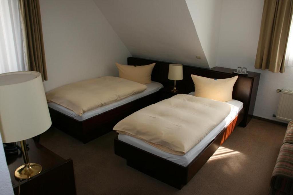 Hotel Diening Essen Cameră foto