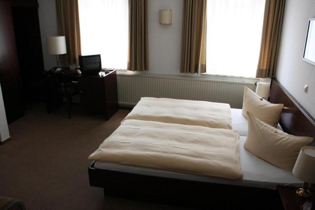Hotel Diening Essen Cameră foto