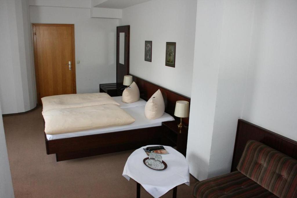 Hotel Diening Essen Cameră foto